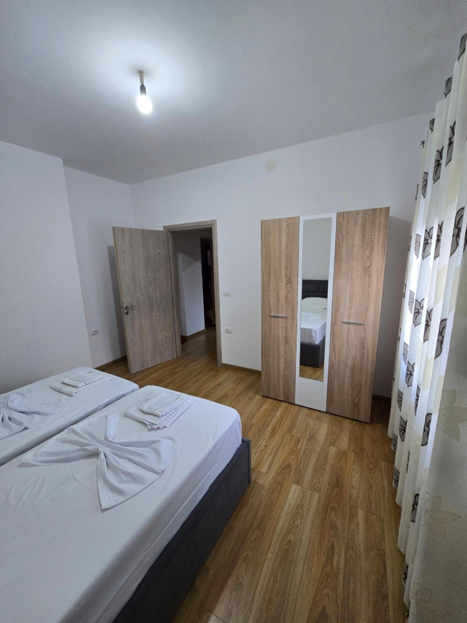Brana Apartments Sarande Ngoại thất bức ảnh