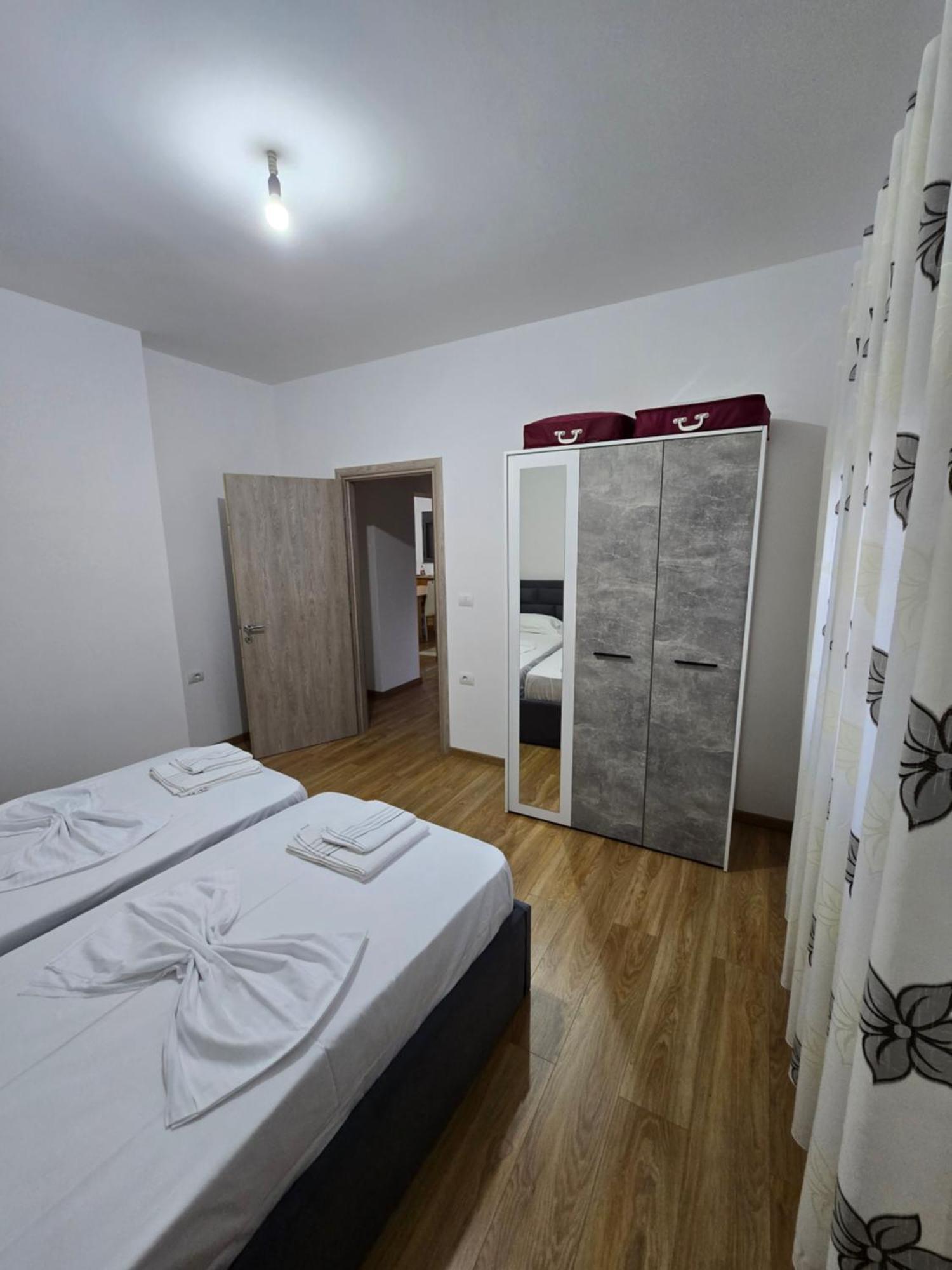 Brana Apartments Sarande Ngoại thất bức ảnh